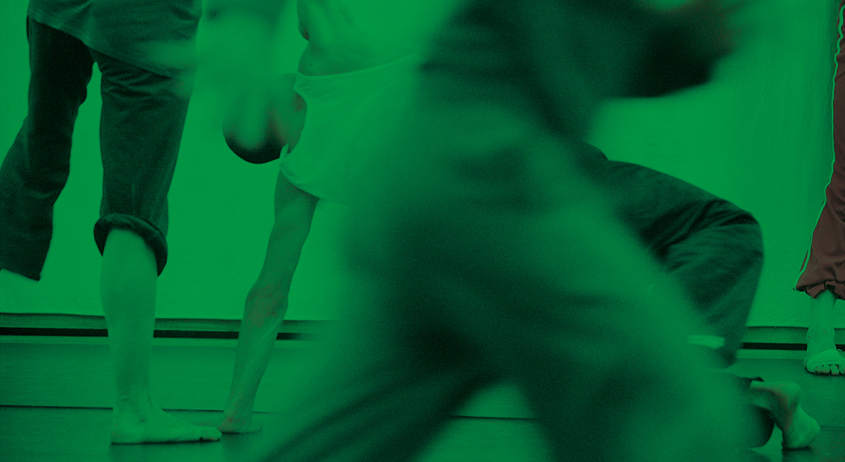 Passing Through - Photo Bart Grietens